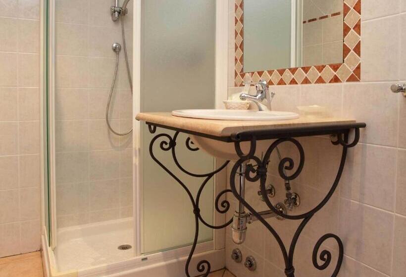 Номер Стандарт, Albergo Le Macinaie  Monte Amiata
