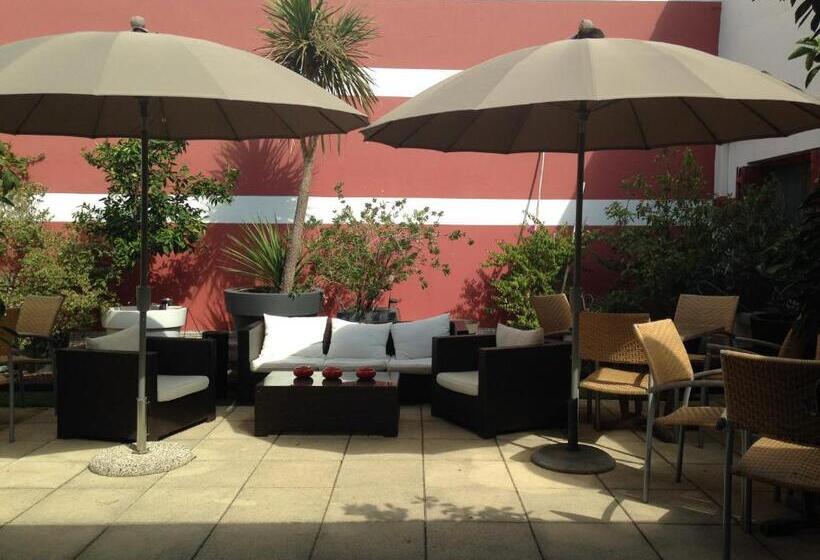 舒适三人间, Cote Patio