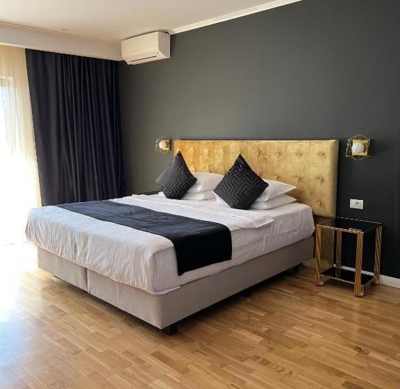 آپارتمان 1 خوابه با تراس, Krystal Boutique Mansion