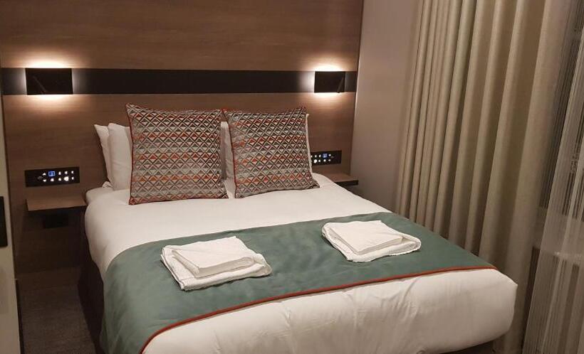 Номер Deluxe, Merit Kensington
