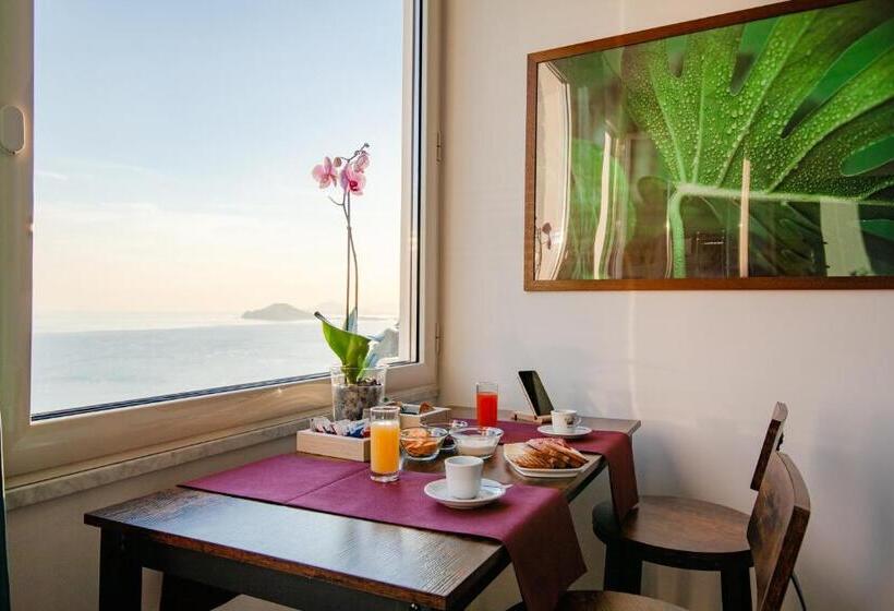 Люкс Повышенной Комфортности, Mini Hotel   Angolo Di Paradiso