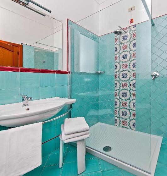 Triple Room Sea View, Pupetto