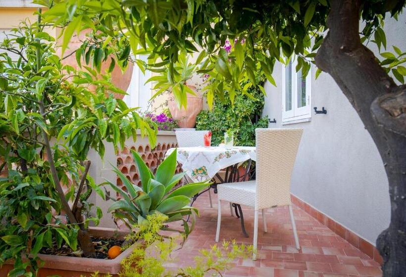 Апартаменты 1 Спальня, Villa Taormina