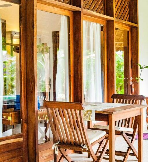 디럭스 룸, Art Hotel Zanzibar