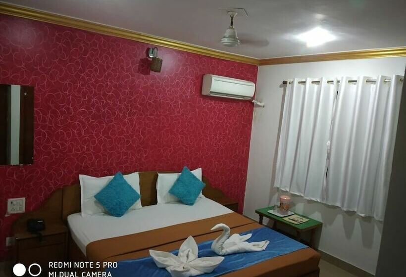 اتاق لوکس, Krish Holiday Inn