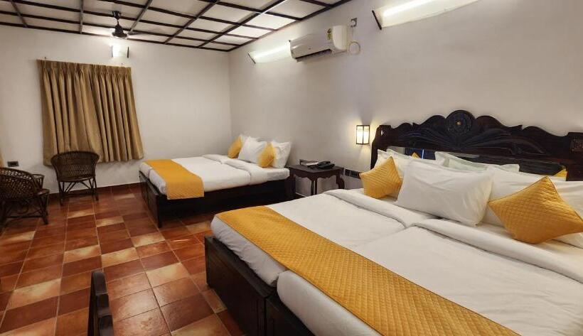 四人豪华间, Kumarakom Tharavadu   A Heritage Hotel, Kumarakom
