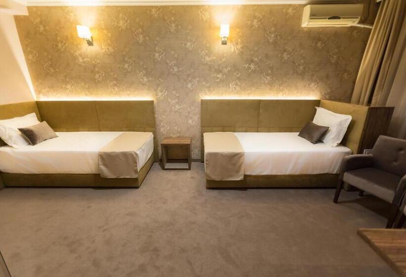 سوئیت پریمیوم, Orient Braila