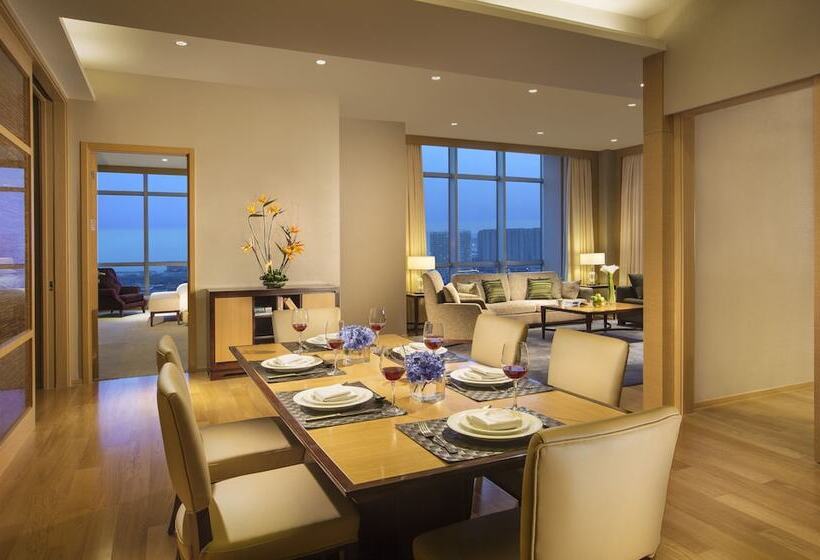 Апартаменты Ejecutiva 3 Спальни, Somerset Grand Central Dalian