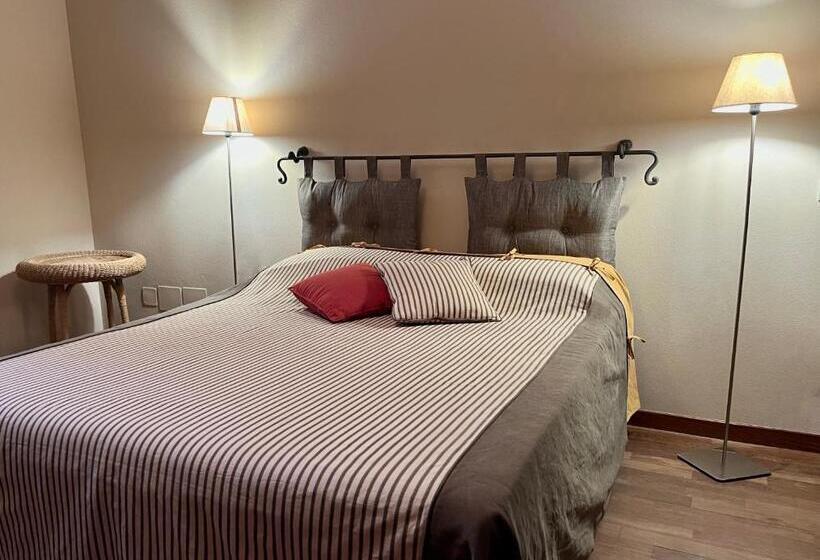带1个卧室的带阳台的公寓, Agriturismo Il Ghiaccio