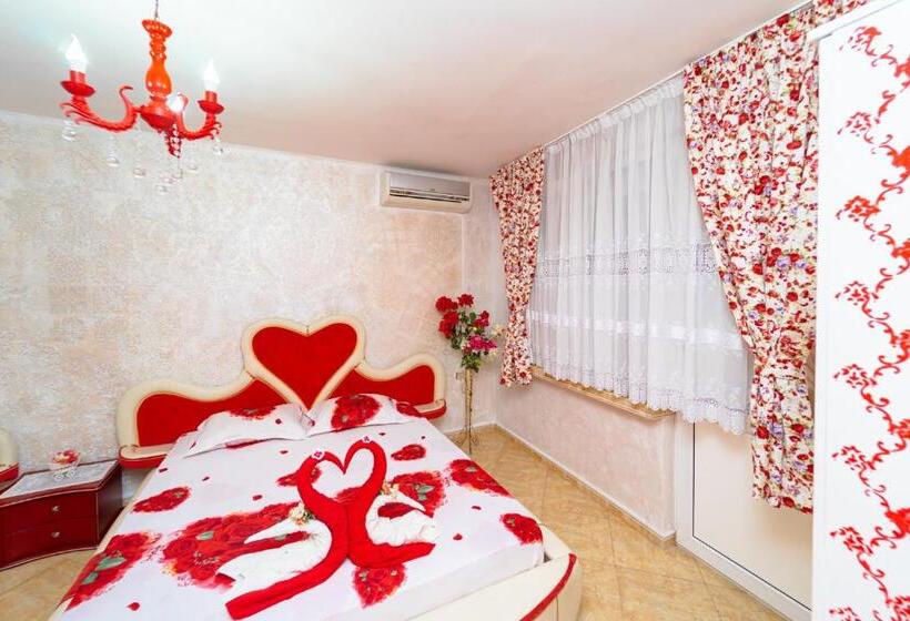 חדר אקונומי לשלושה, Boutique Guest House  Sofia