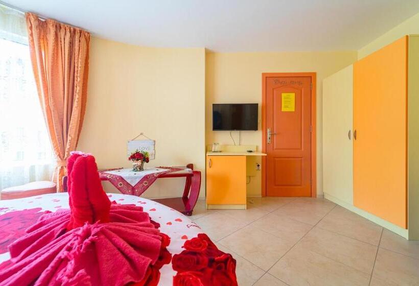 חדר דלוקס צדדי נוף לים, Boutique Guest House  Sofia