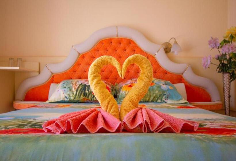 חדר סטנדרט עם מרפסת, Boutique Guest House  Sofia