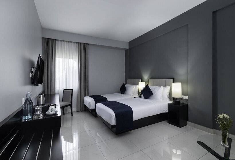 Номер Стандарт, Maradha Colombo