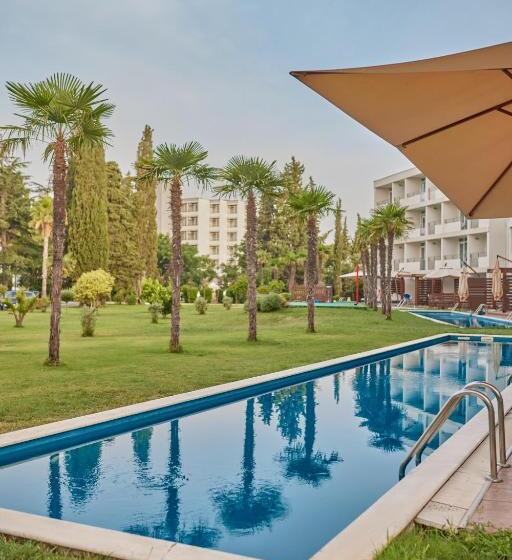 سوئیت خانواده 2 خوابه, Azul Beach Resort Montenegro By Karisma   All Inclusive