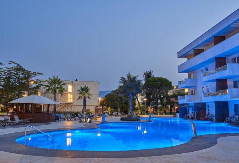 سوئیت پریمیوم 2 خوابه, Azul Beach Resort Montenegro By Karisma   All Inclusive