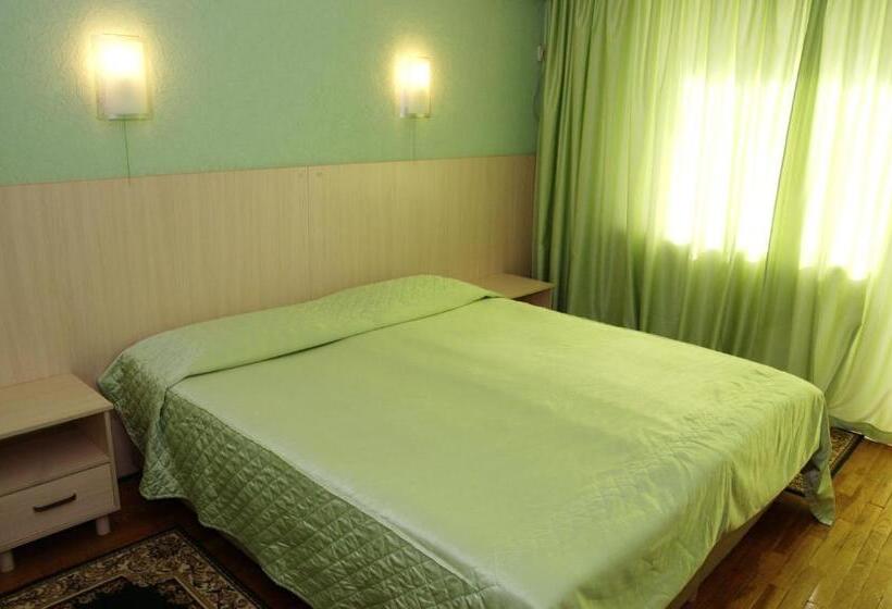 غرفة سوبيريور, Dnepropetrovsk