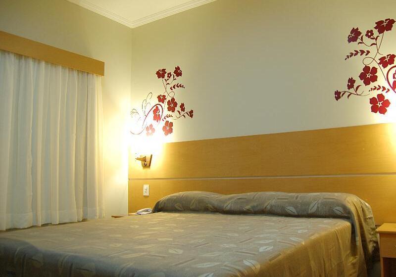Люкс, Limeira Suites