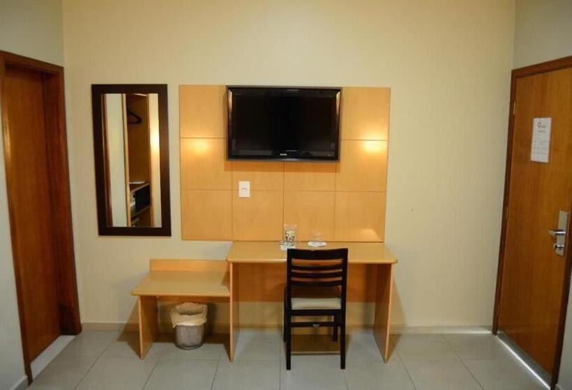Люкс, Limeira Suites