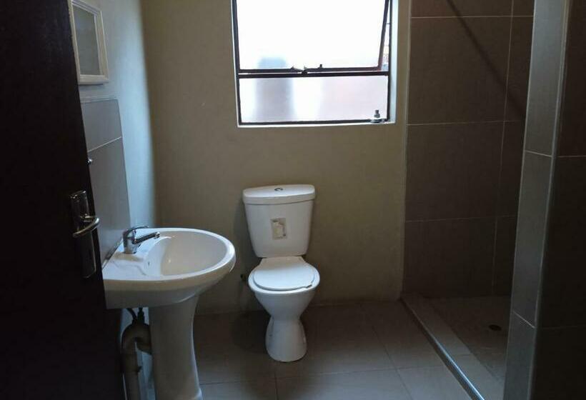 이코노미 룸, Lux Contractors Accommodation