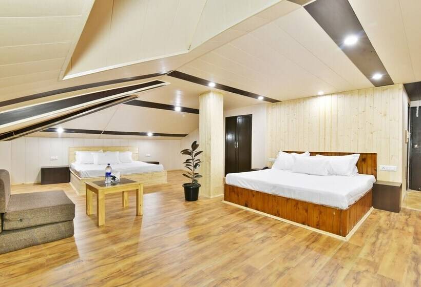 Family Suite, Devlok