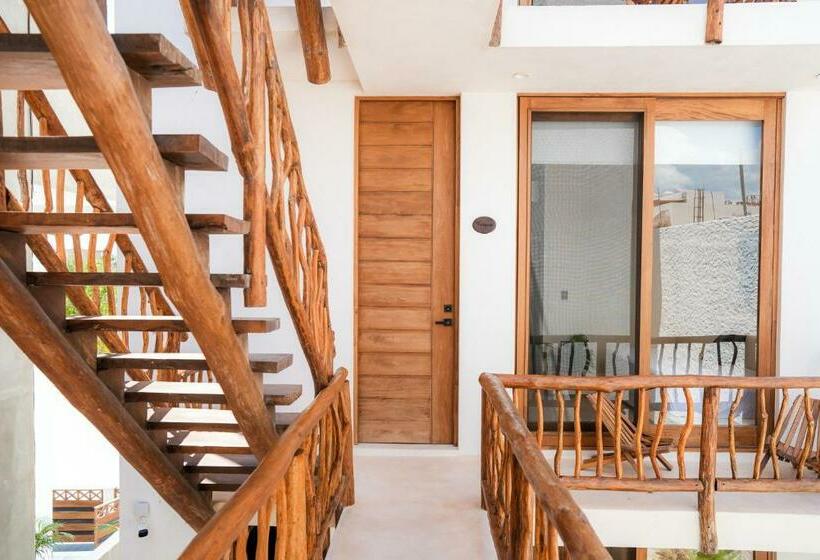 سوئیت با تخت بزرگ, Tikul Hotel Boutique