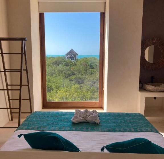Deluxe Suite King Bed, Tikul Hotel Boutique