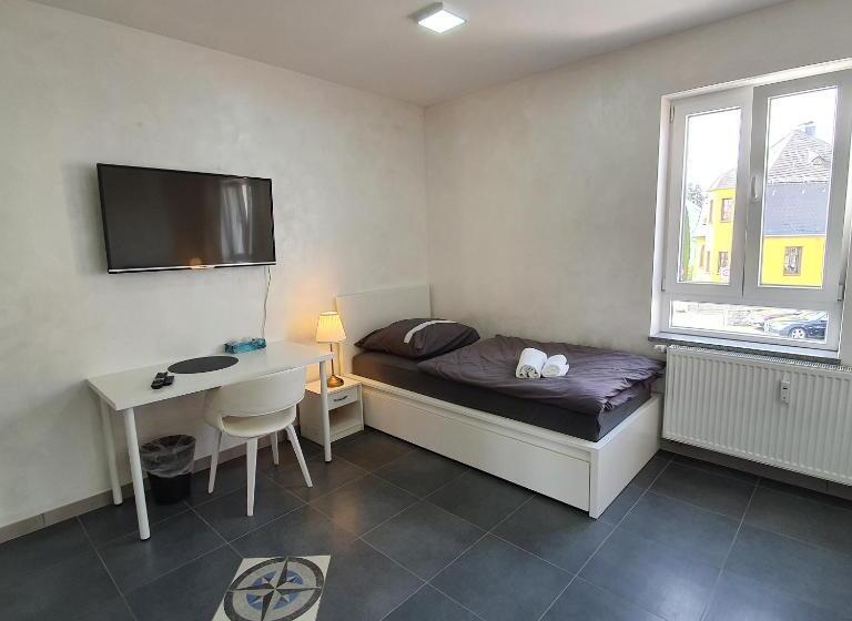 Номер Стандарт Трехместный, Pension Bad Soden / Apartment And Rooms