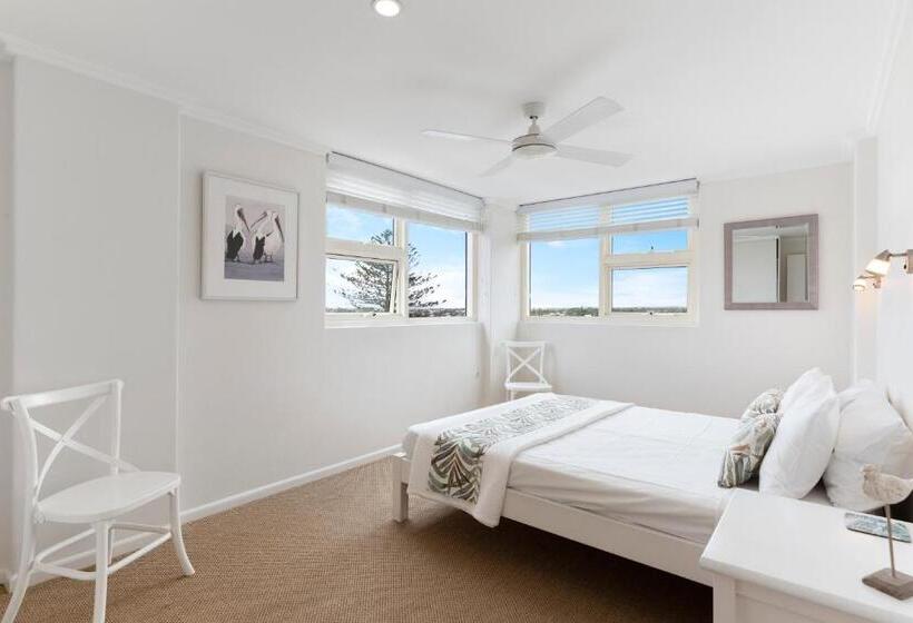 Апартаменты Ejecutiva 2 Спальни, 84 The Spit Holiday Apartments