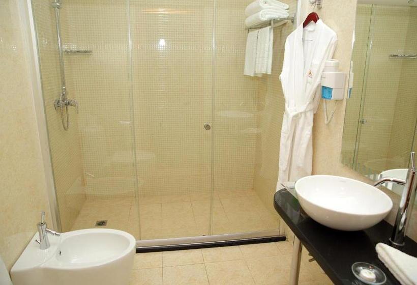 سوییت, Park Hotel Bishkek