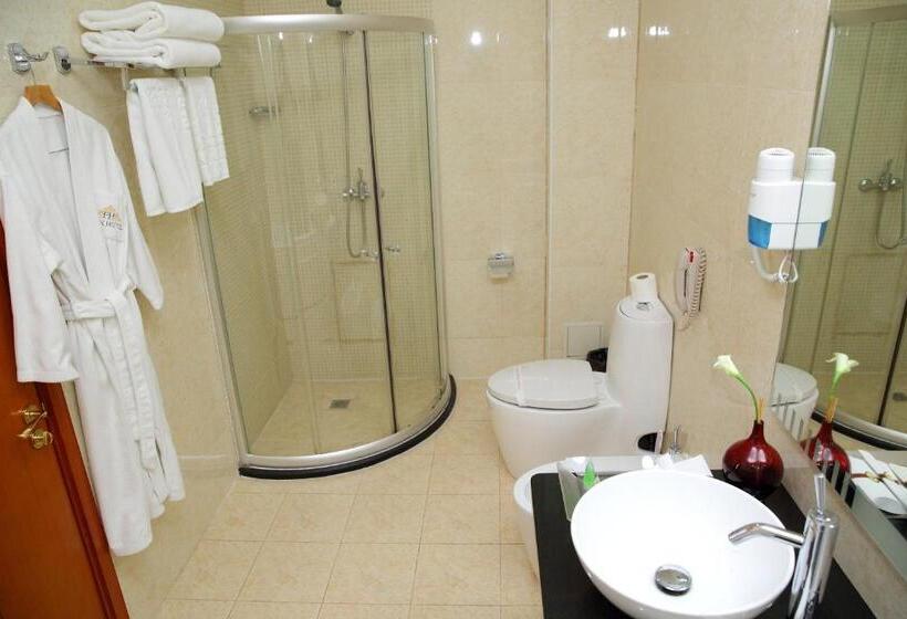 سوییت سوپریور, Park Hotel Bishkek