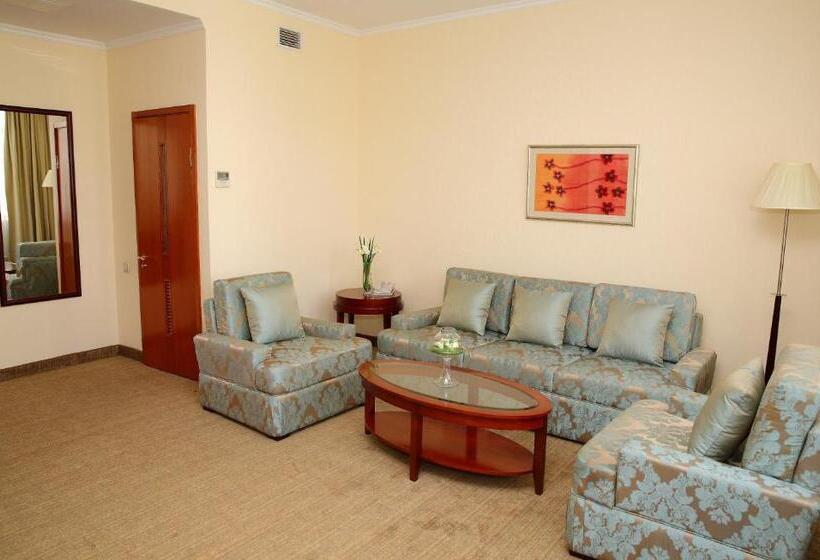 سوییت سوپریور, Park Hotel Bishkek