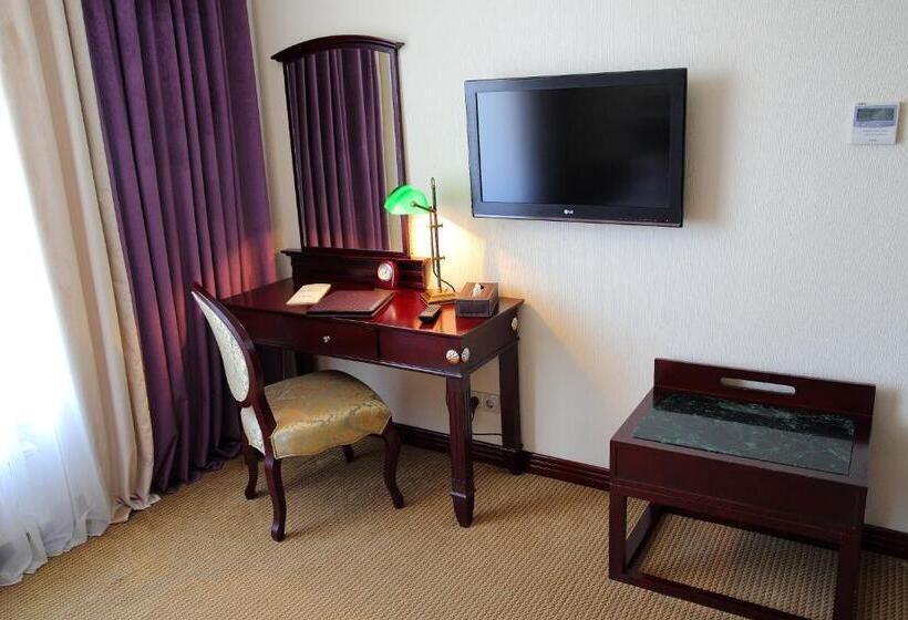آپارتمان 2 خوابه, Park Hotel Bishkek