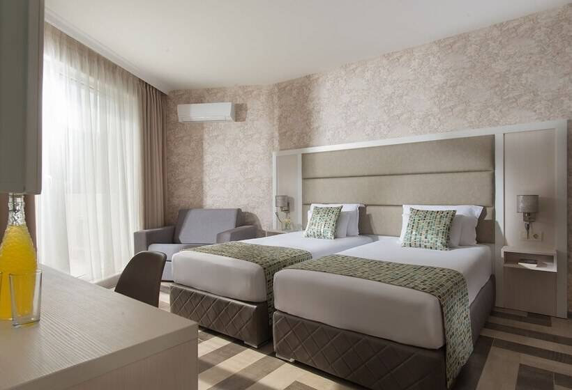 Дом 1 Спальня, Marina Sands Bijou Boutique Is An Excellent Choice For Travelers Visiting Obzor