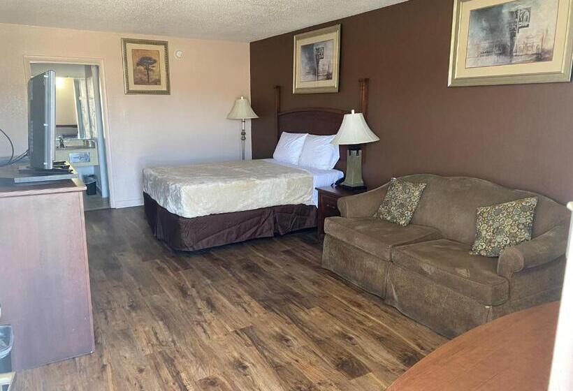이코노미 룸, Luxury Inn