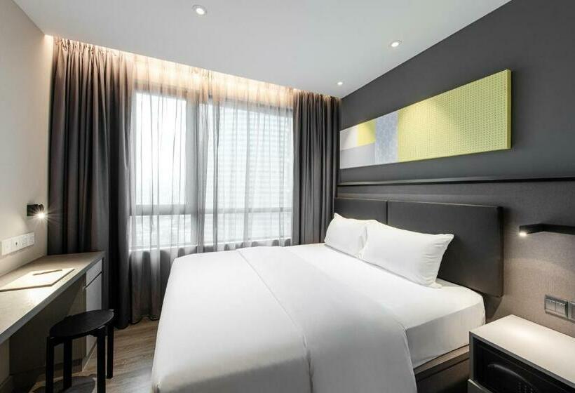 استودیوی استاندارد, Komune Living & Wellness In The Park