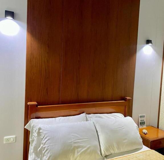 스탠다드 룸 더블 침대 2개, Hostal R. Williams
