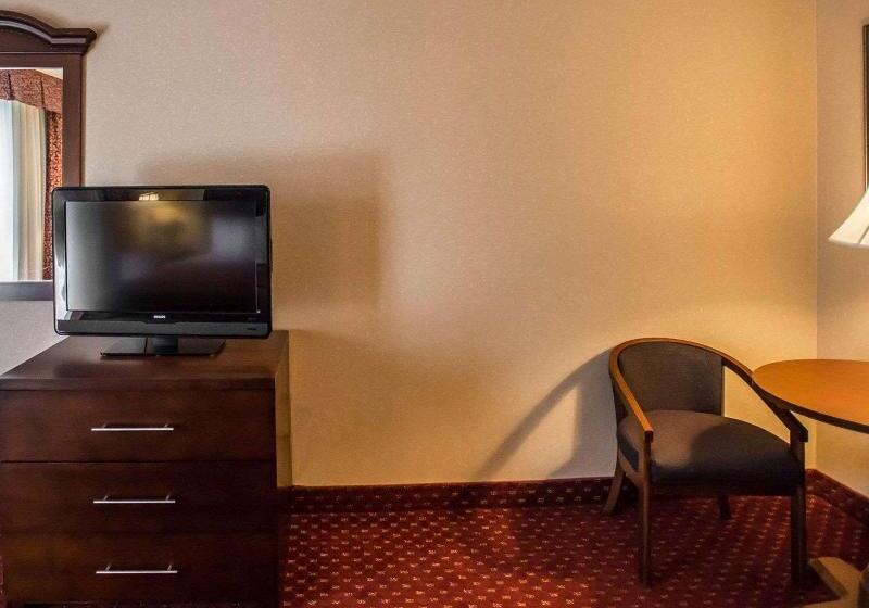 Люкс Кровать Кинг, Comfort Inn Pocono Lakes Region
