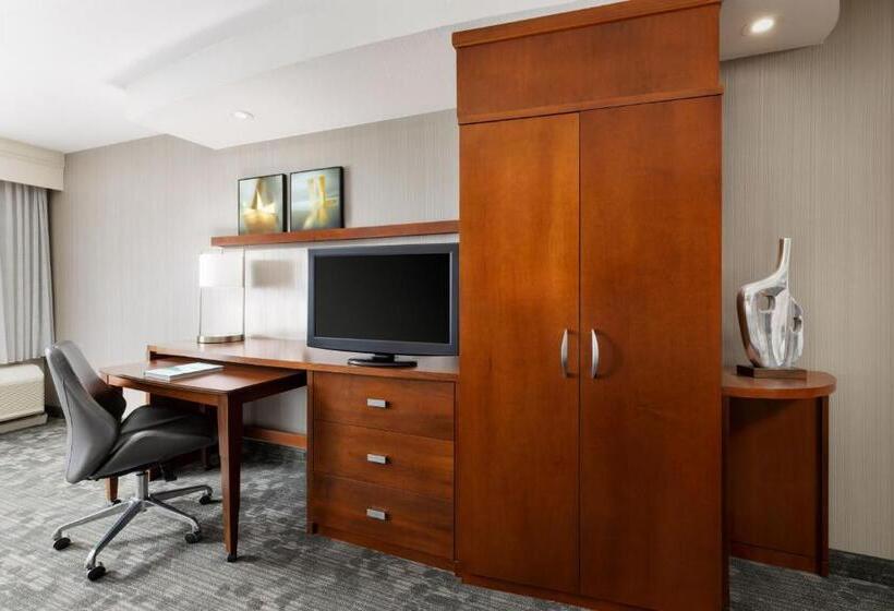Стандартный Номер Кровать Кинг, Courtyard By Marriott Potomac Mills Woodbridge