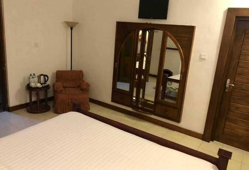 带大床的豪华间, Bungalow 28