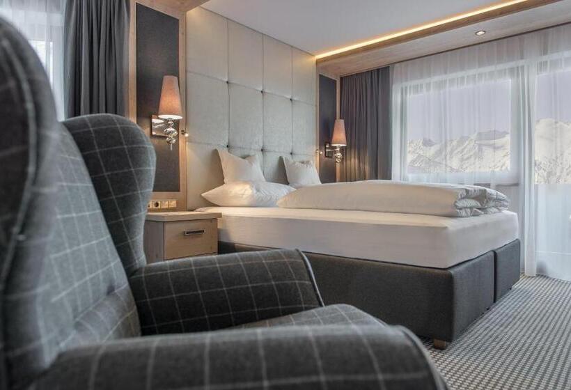سوییت جونیور با بالکن, Alpen Wellness Resort Hochfirst