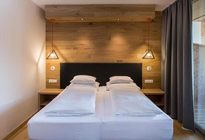 Номер Deluxe, Falkensteiner Aktiv & Familienhotel Cristallo