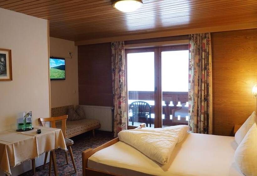 Номер Стандарт, Frühstückshotel Margret