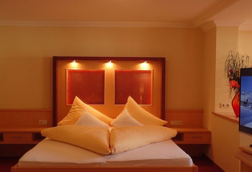 Люкс, Frühstückshotel Margret