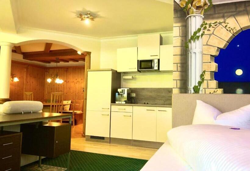 Апартаменты 2 Спальни, Gasthof Enzian