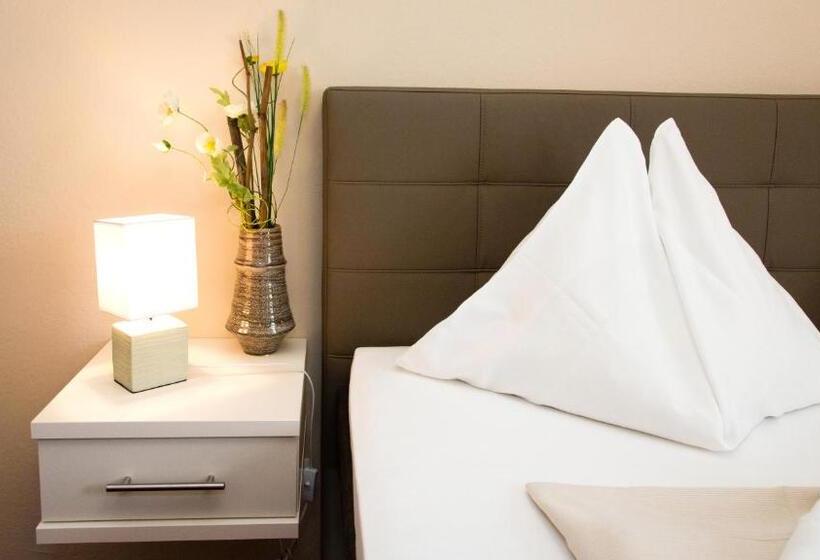 Номер Стандарт Трехместный, Stadthotel Kramer