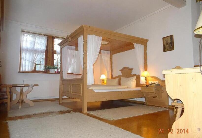 Romantic Room, Wasserstelz Historisches Genusshotel & Restaurant Am Rhein
