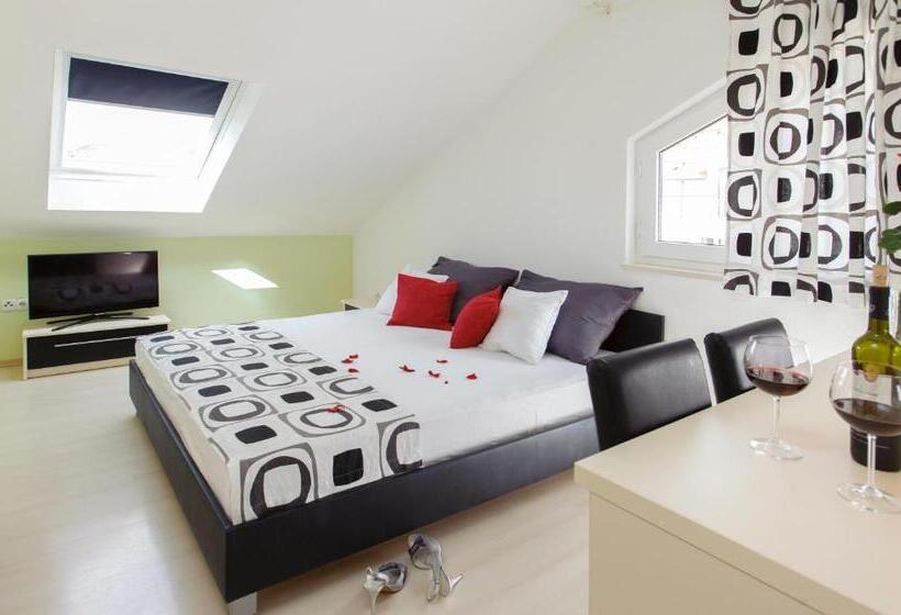 Номер Стандарт, Room In Bb   Delightfull Room For 2