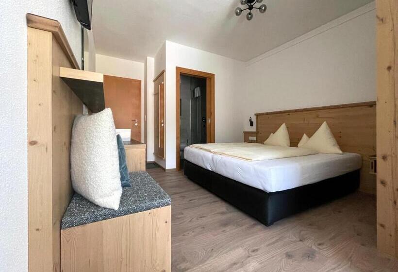 سوییت لوکس, & Suites Glück Auf