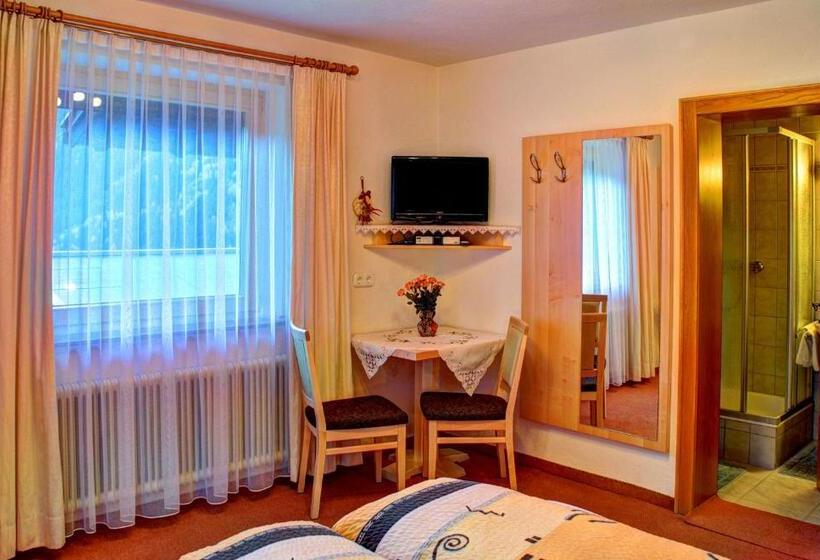 Номер Стандарт, Gästehaus Resi