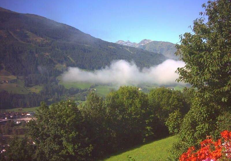اتاق استاندارد با چشم‌انداز, Pension Schlossberg